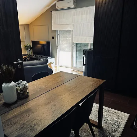 아파트 Adrian&lemon *